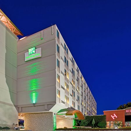 Holiday Inn At The Campus By Ihg Манхэттен Экстерьер фото